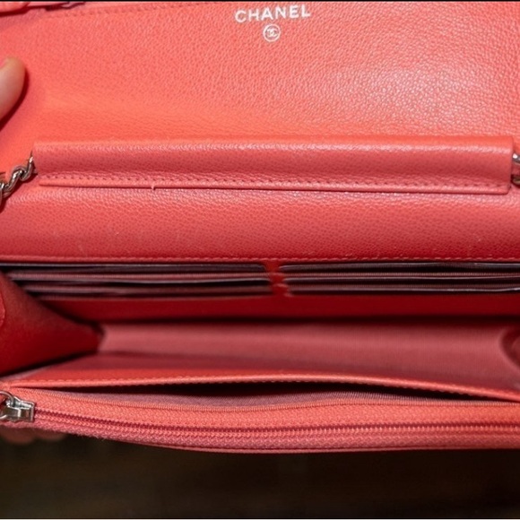 CHANEL WALLET ON CHAIN WOC LIKE NEW - Picture 5 of 8